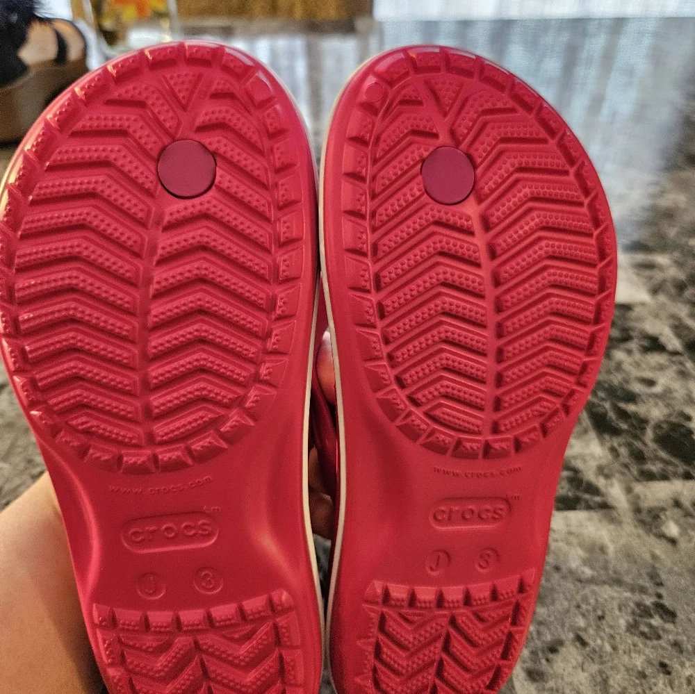 Crocs Crocband Flip Flops Sandals Junior Size 3 J3 Pink New